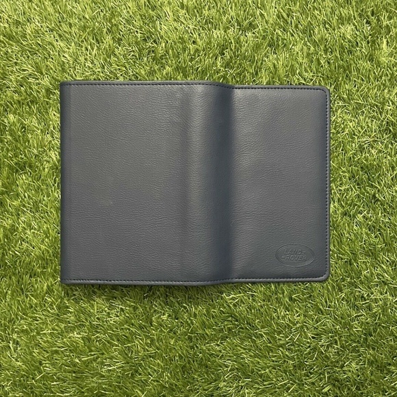 2018 Land Rover Range Rover Evoque Owners Manual - Picture 11 of 12